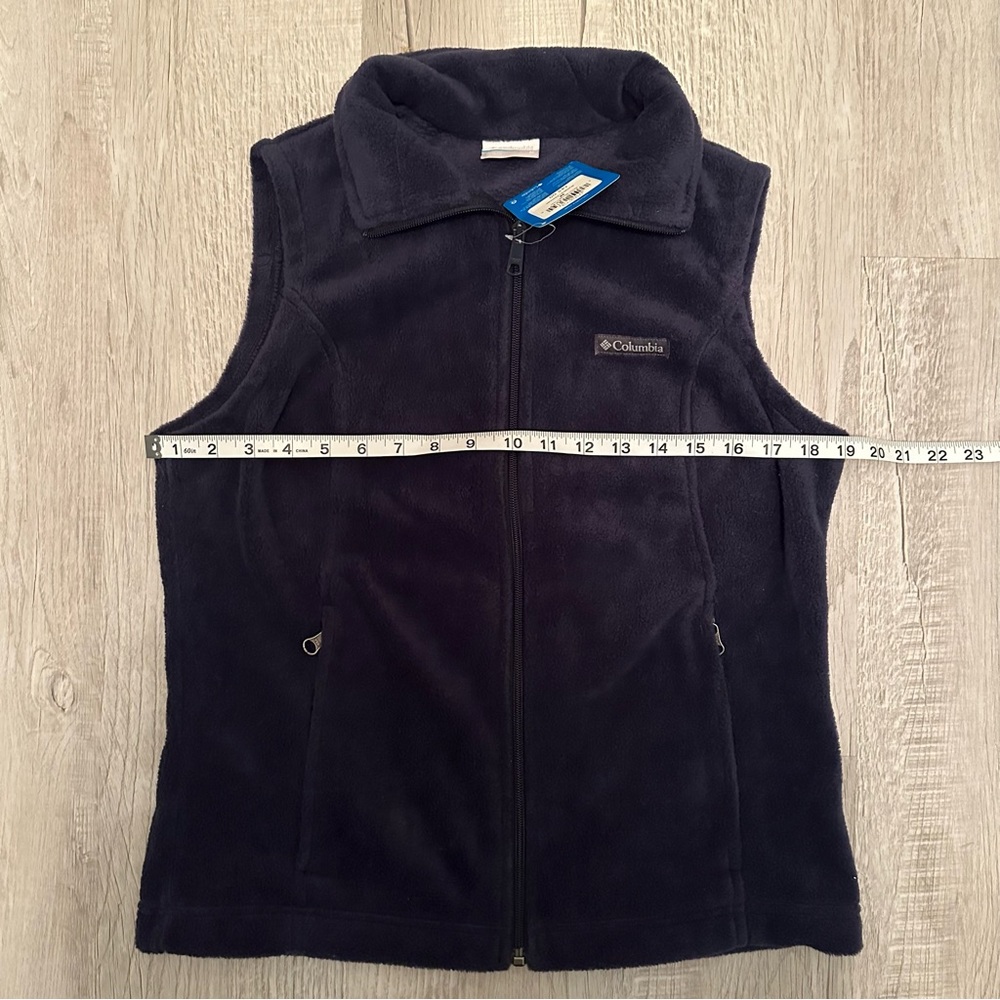 Columbia Women's Navy Fleece Vest NWT - Picture 6 of 8
